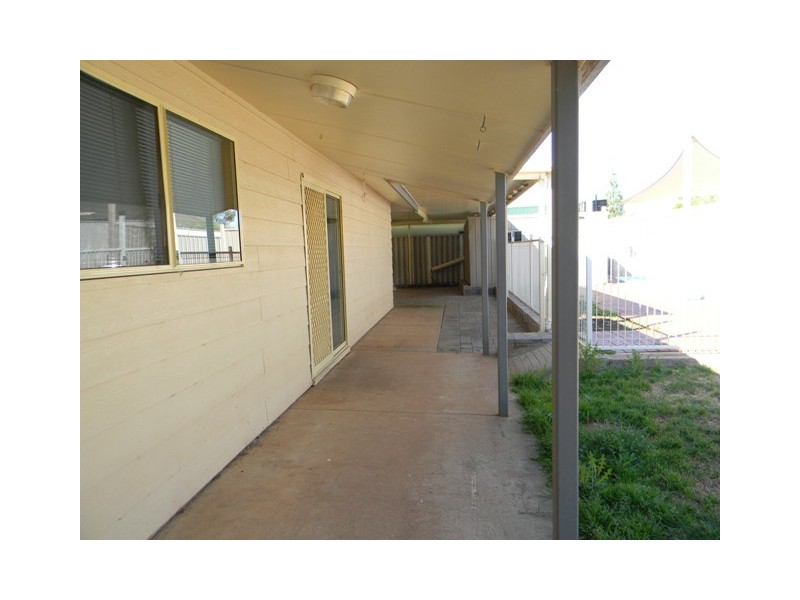 40 Hermit Street, Roxby Downs SA 5725