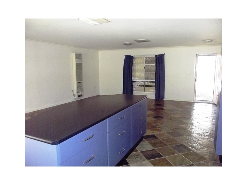 01 Santalum Way, Roxby Downs SA 5725