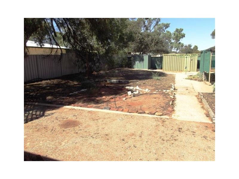 68 Pioneer Drive, Roxby Downs SA 5725