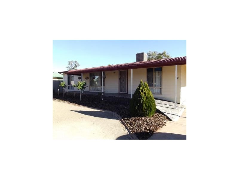 31 FINNISS STREET, Roxby Downs SA 5725