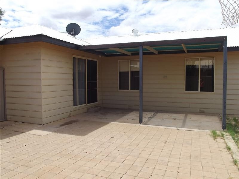 16 MELALEUCA COURT, Roxby Downs SA 5725
