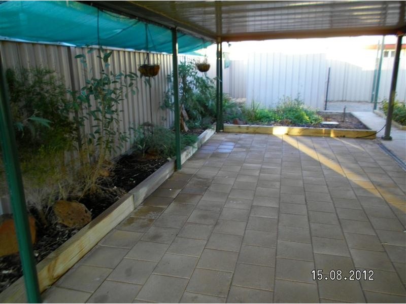 19 Santalum Way, Roxby Downs SA 5725