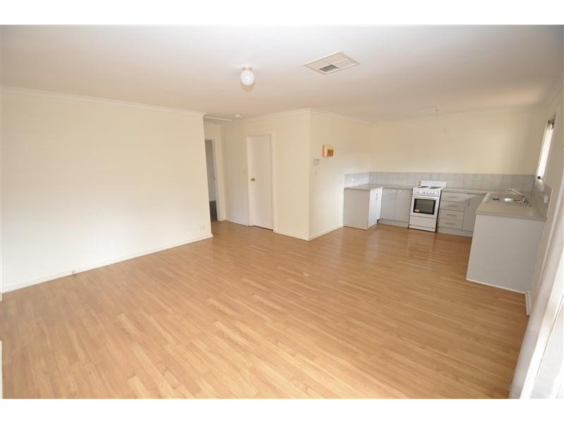 2/34 Axehead Road, Roxby Downs SA 5725