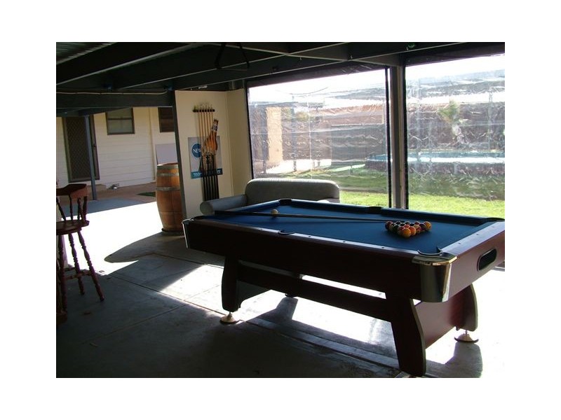 54  Hermit Street, Roxby Downs SA 5725