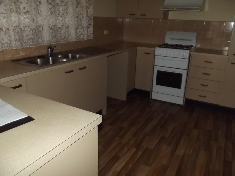 13b KENNEBERY CRES., Roxby Downs SA 5725