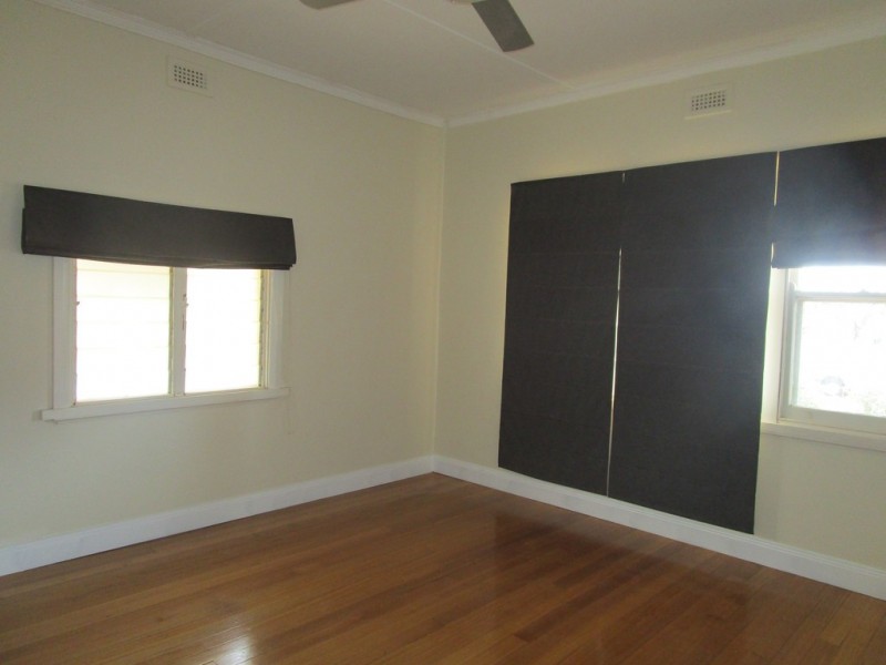 16 Waltham Street, Berri SA 5343
