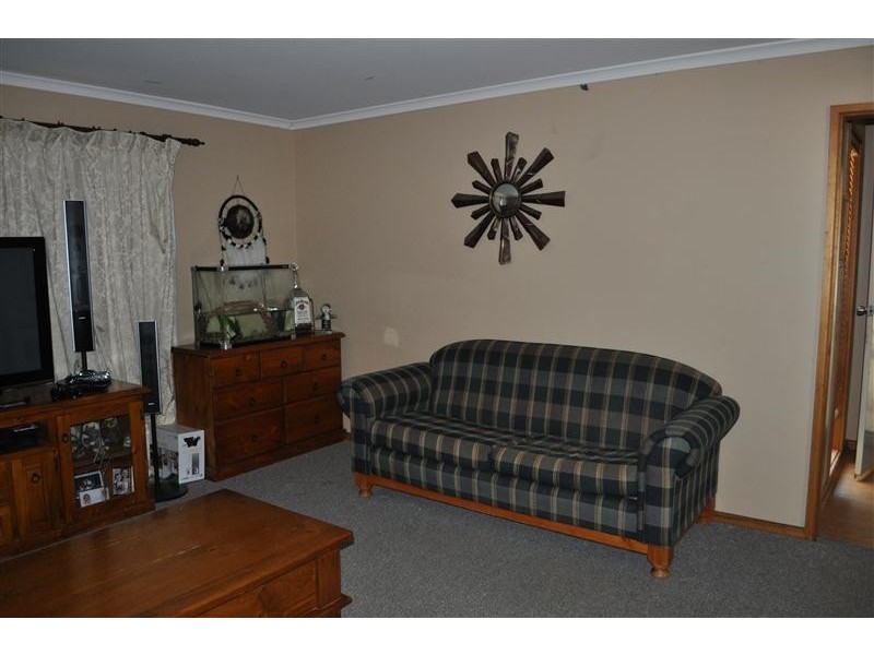 42 HERMIT STREET, Roxby Downs SA 5725