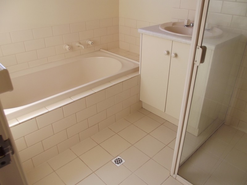 35 The Dunes (Burgoyne St), Roxby Downs SA 5725