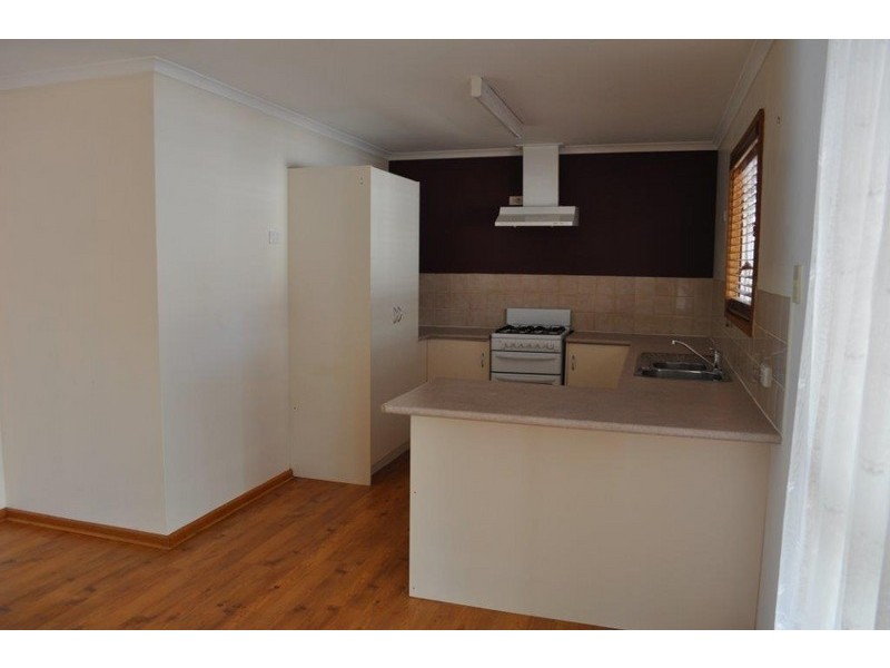 16 WIRRDA STREET, Roxby Downs SA 5725