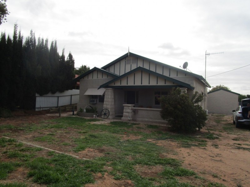 469 Chowilla Street, Renmark SA 5341