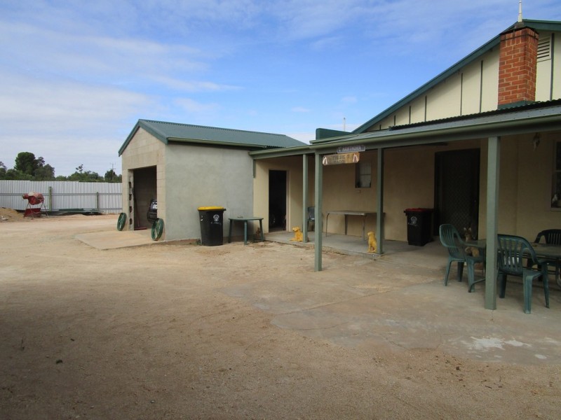 469 Chowilla Street, Renmark SA 5341