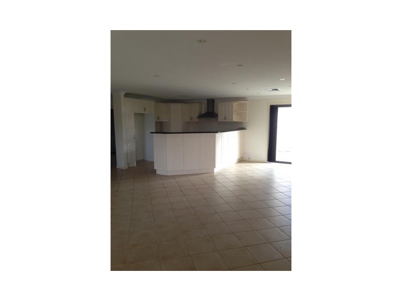 29 Tiliqua Crescent, Roxby Downs SA 5725