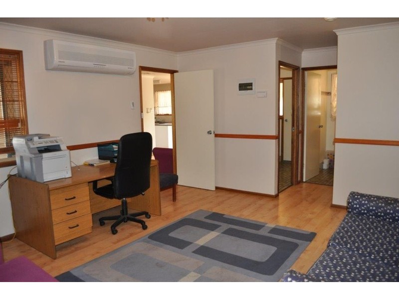 11 BLANCHE COURT, Roxby Downs SA 5725