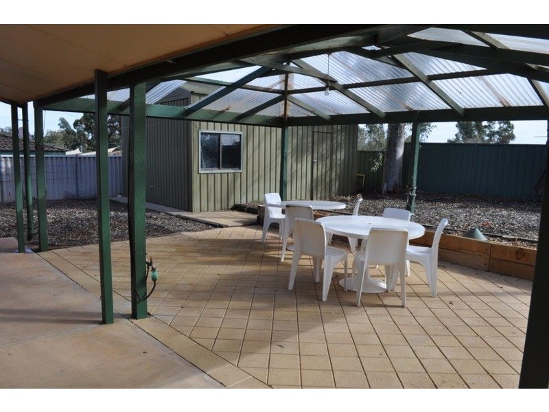 11 BLANCHE COURT, Roxby Downs SA 5725