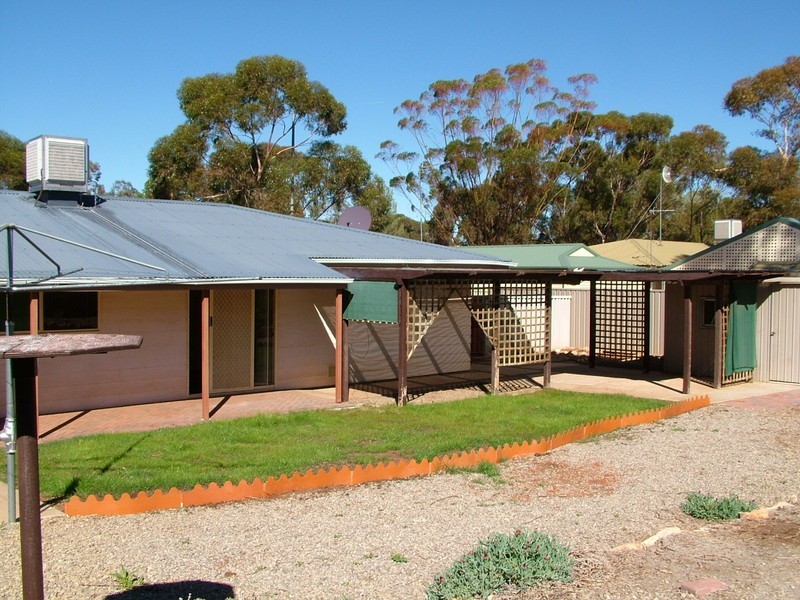 61 Pioneer Drive, Roxby Downs SA 5725