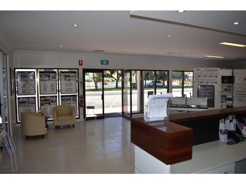 146 Renmark Avenue, Renmark SA 5341