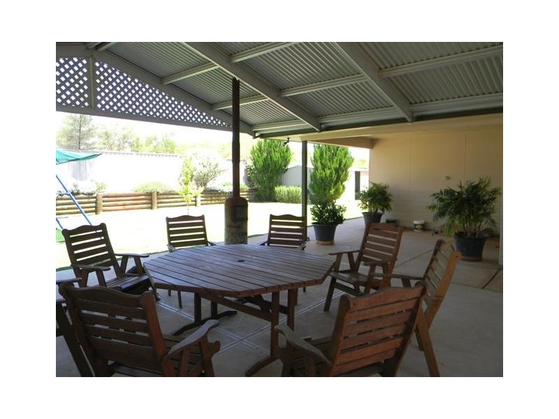 74 Stuart Road, Roxby Downs SA 5725