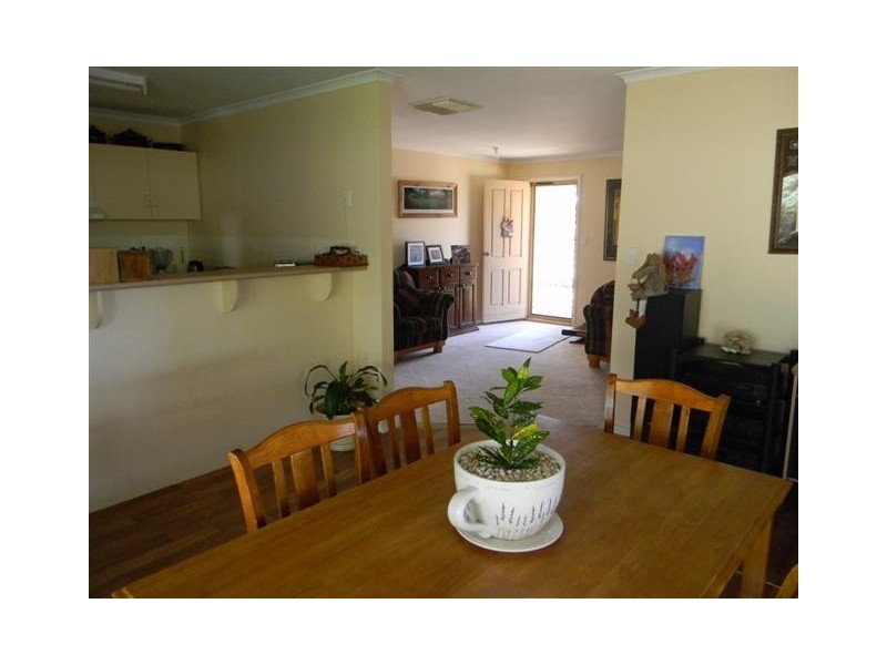 74 Stuart Road, Roxby Downs SA 5725