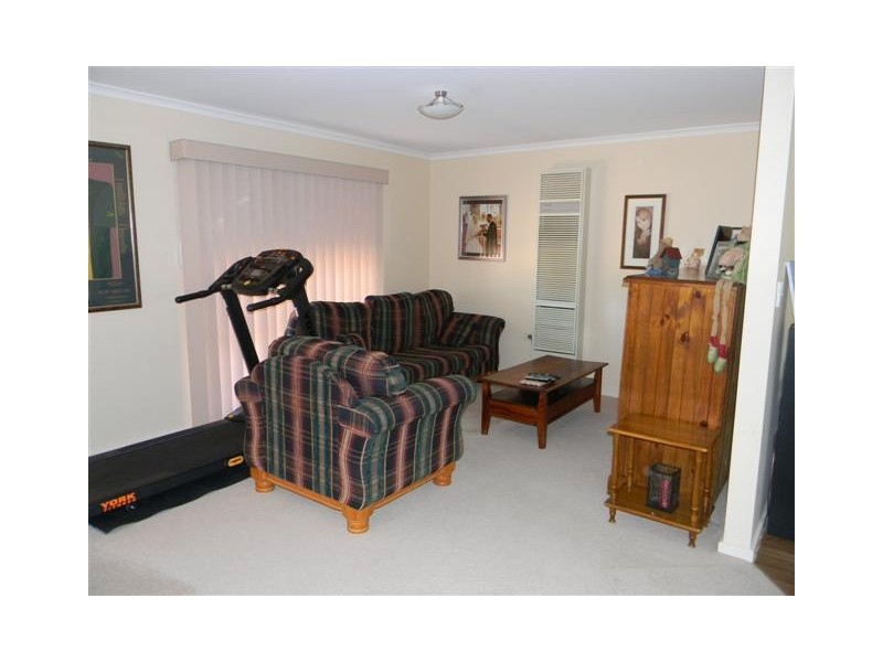 74 Stuart Road, Roxby Downs SA 5725