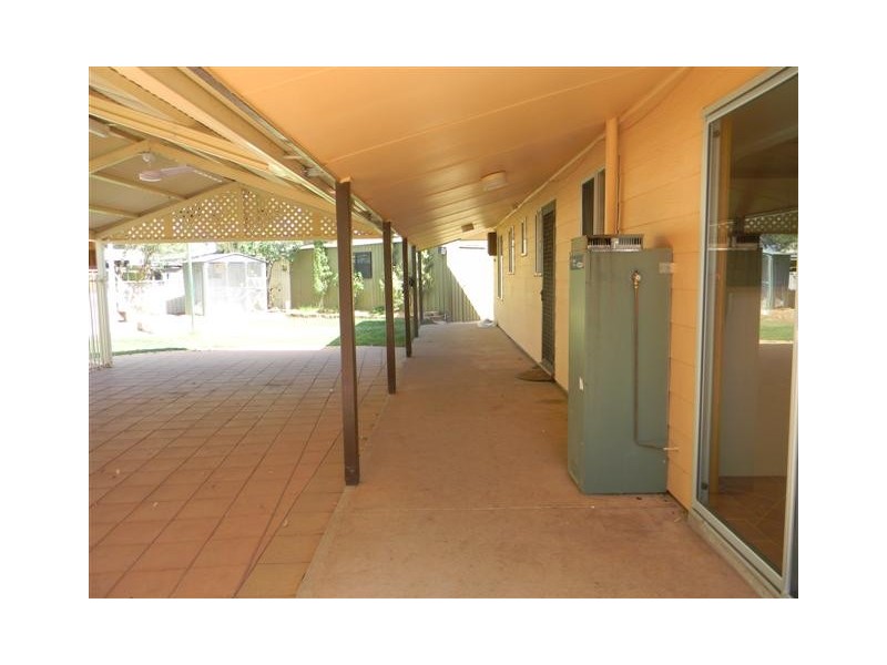 10 Wangianna, Roxby Downs SA 5725