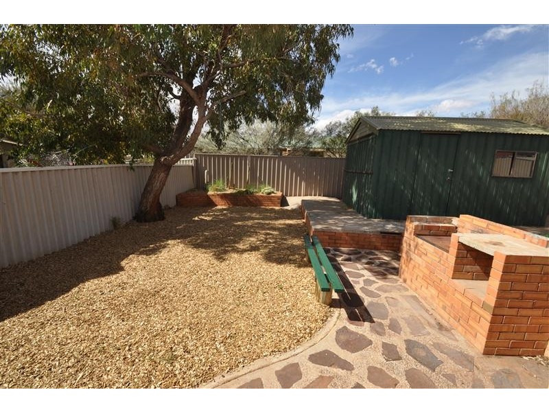 11 Alberrie St, Roxby Downs SA 5725