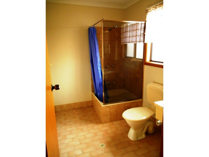 37b AQUILIA BLV, Roxby Downs SA 5725