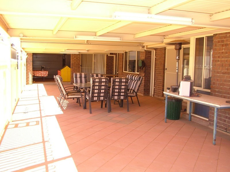 10  Agonis Road, Roxby Downs SA 5725