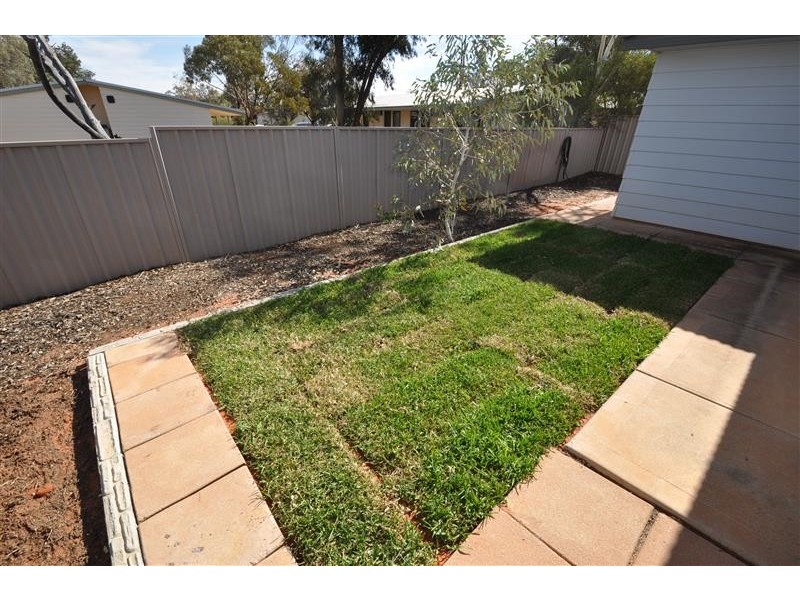 17/30 BURGOYNE ST, Roxby Downs SA 5725