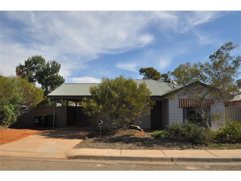 17/30 BURGOYNE ST, Roxby Downs SA 5725