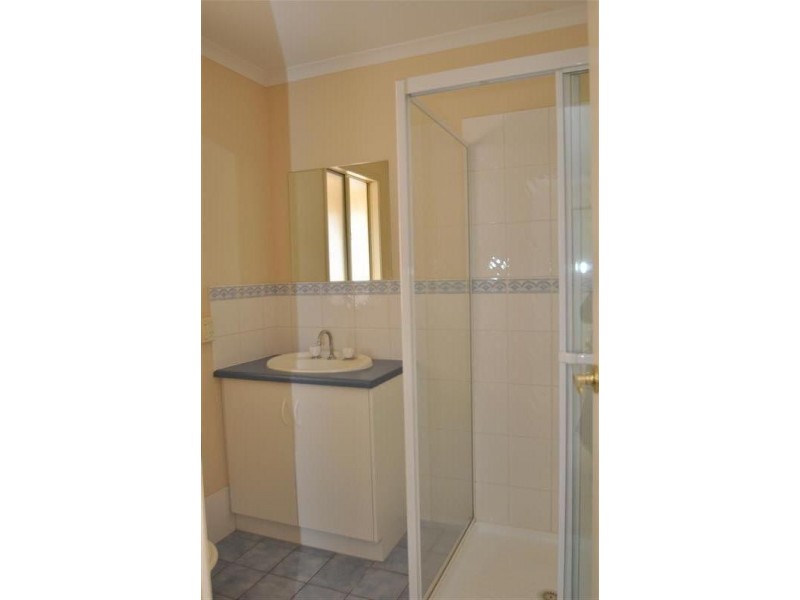 10 Tiliqua Cres, Roxby Downs SA 5725