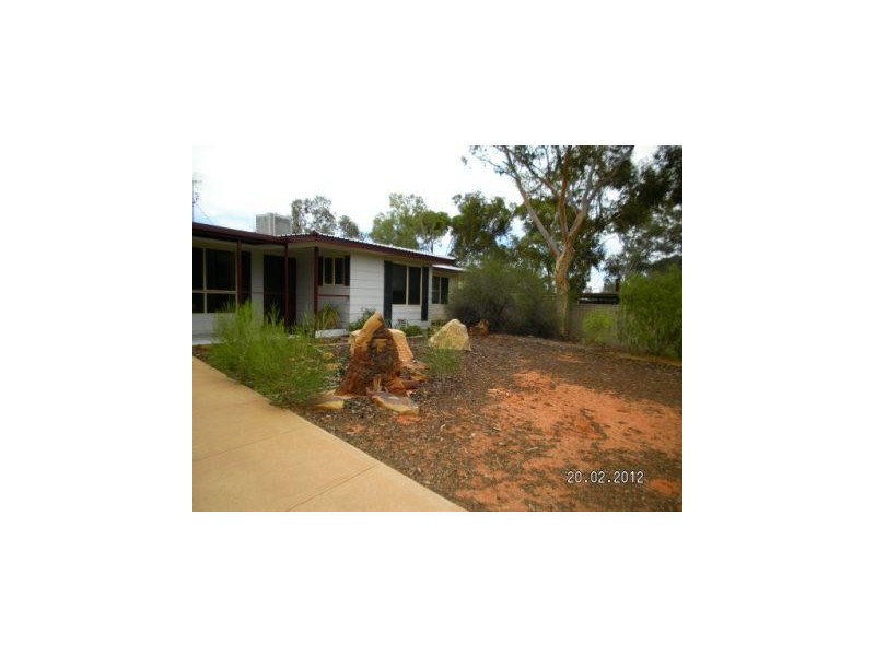 16 Mulgaria Cres, Roxby Downs SA 5725