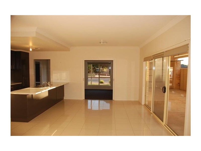 10 Hisgrove Avenue, Renmark SA 5341