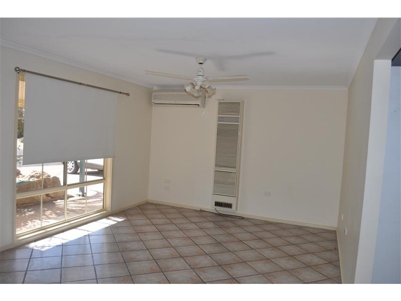 60 Hermit Street, Roxby Downs SA 5725