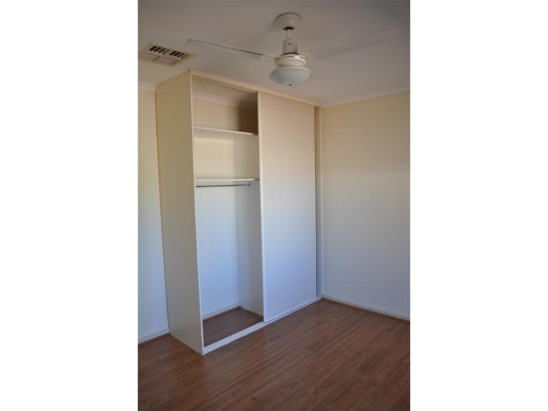 60 Hermit Street, Roxby Downs SA 5725