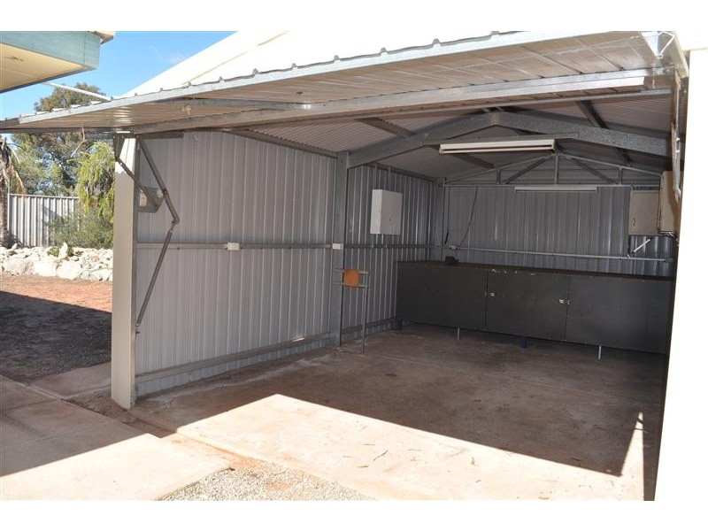 60 Hermit Street, Roxby Downs SA 5725