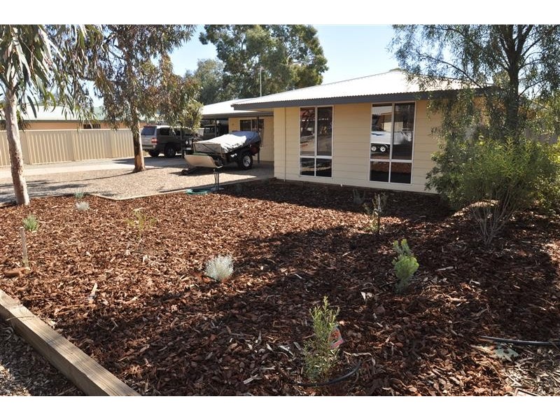 21  Irrapatana, Roxby Downs SA 5725