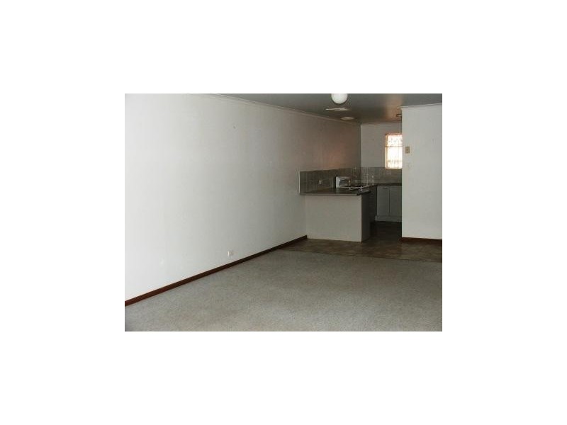 2/6  PHIBBS COURT, Roxby Downs SA 5725