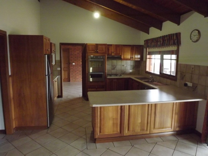 30 Wheatley Rd, Loxton SA 5333