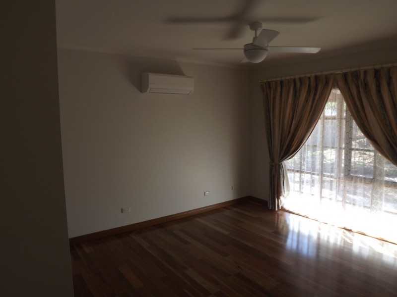 30 Wheatley Rd, Loxton SA 5333