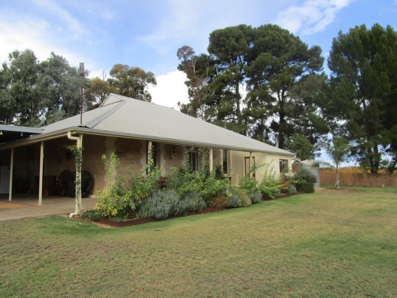 61 Moss Road, Monash SA 5342