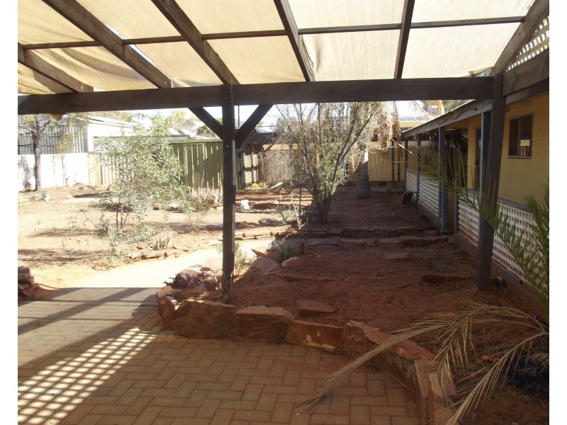 14 Axehead Road, Roxby Downs SA 5725