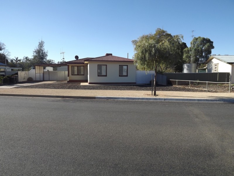 12 Phillips Street, Berri SA 5343