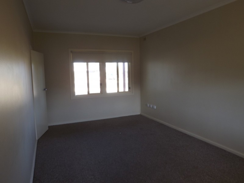 12 Phillips Street, Berri SA 5343