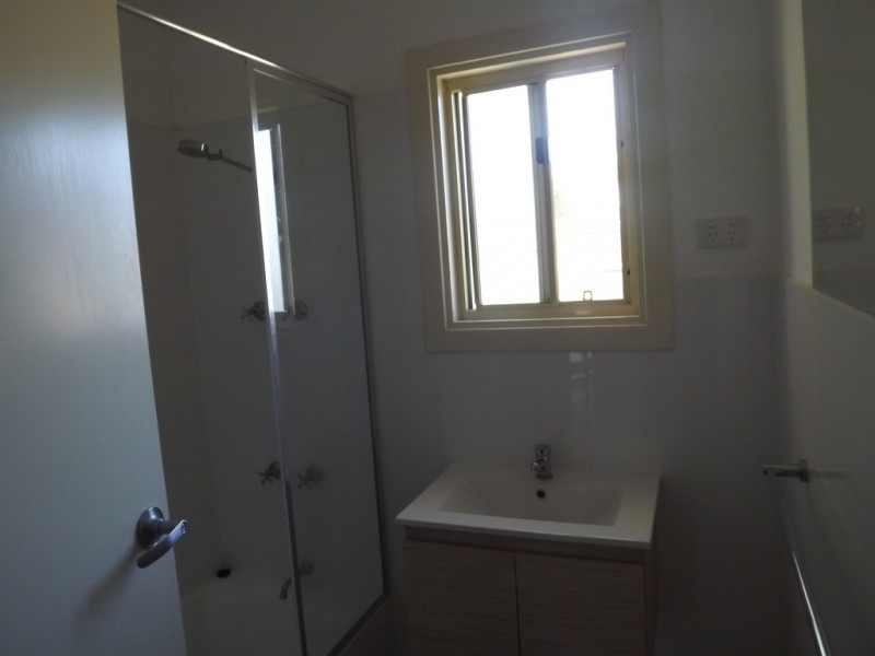 12 Phillips Street, Berri SA 5343