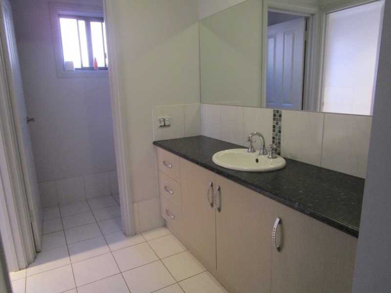 21A and B Turnbull Terrace, Glossop SA 5344