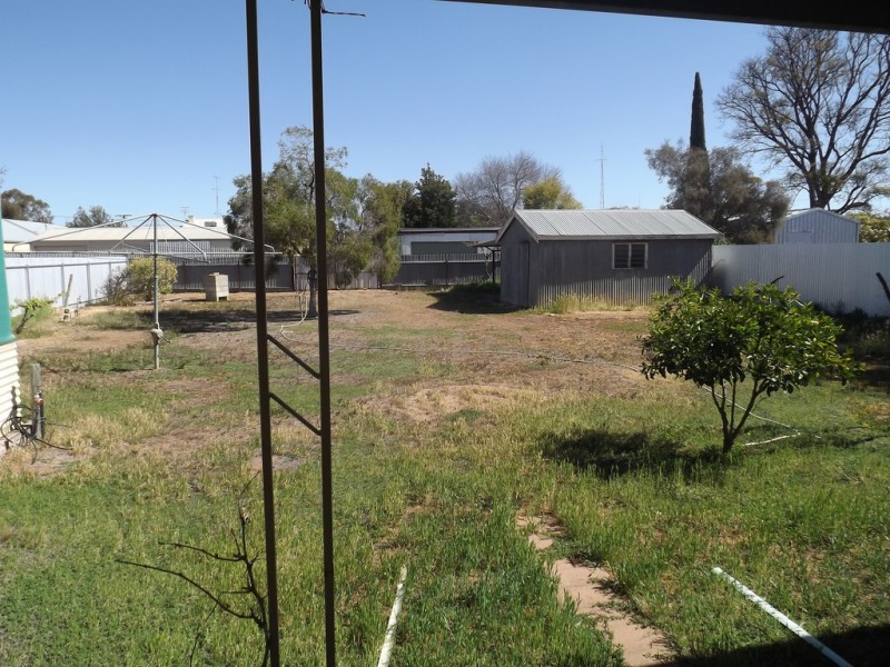 165 Sixteenth St, Renmark SA 5341