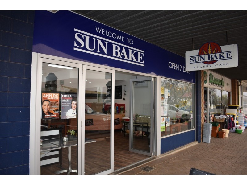 19 East Terrace, Loxton SA 5333