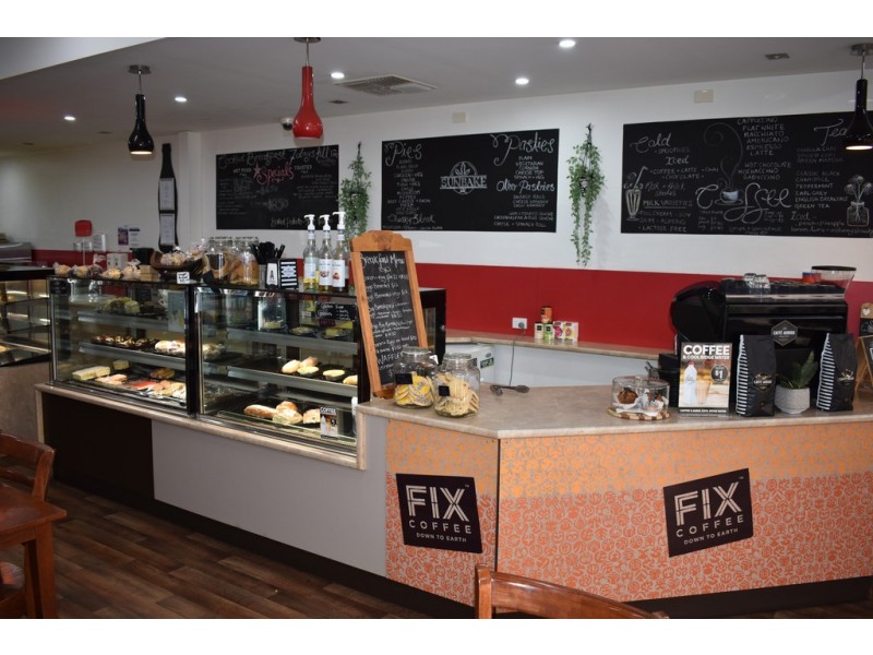 19 East Terrace, Loxton SA 5333