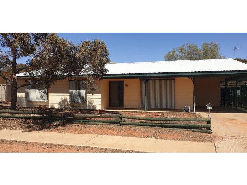 80 Axehead Road, Roxby Downs SA 5725