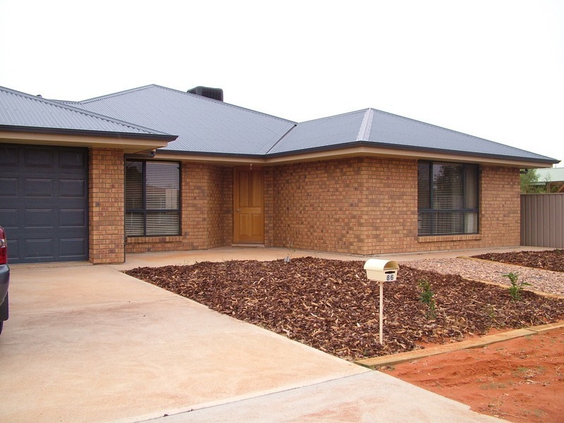 86  Pioneer Drive, Roxby Downs SA 5725